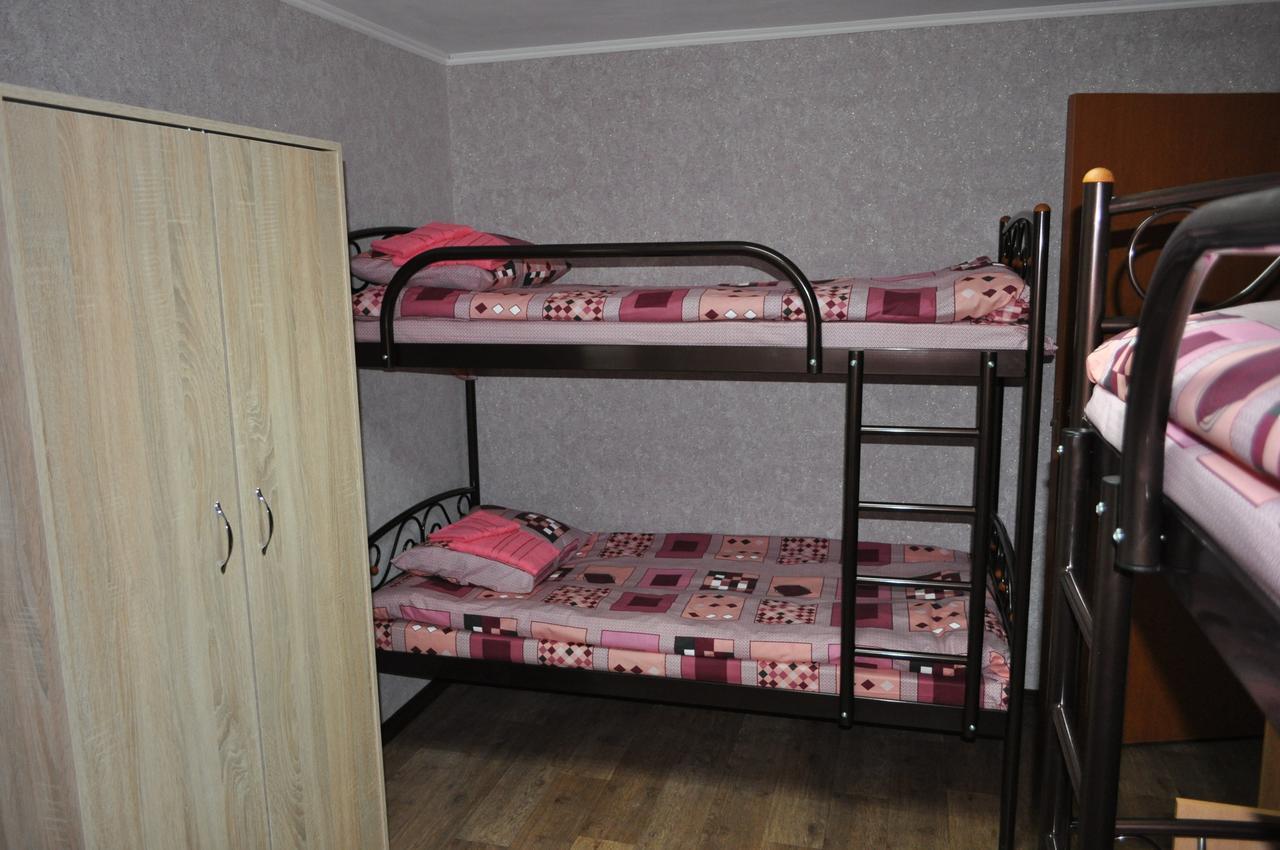 Hostel Bayit Κρεμεντσούγκ Εξωτερικό φωτογραφία