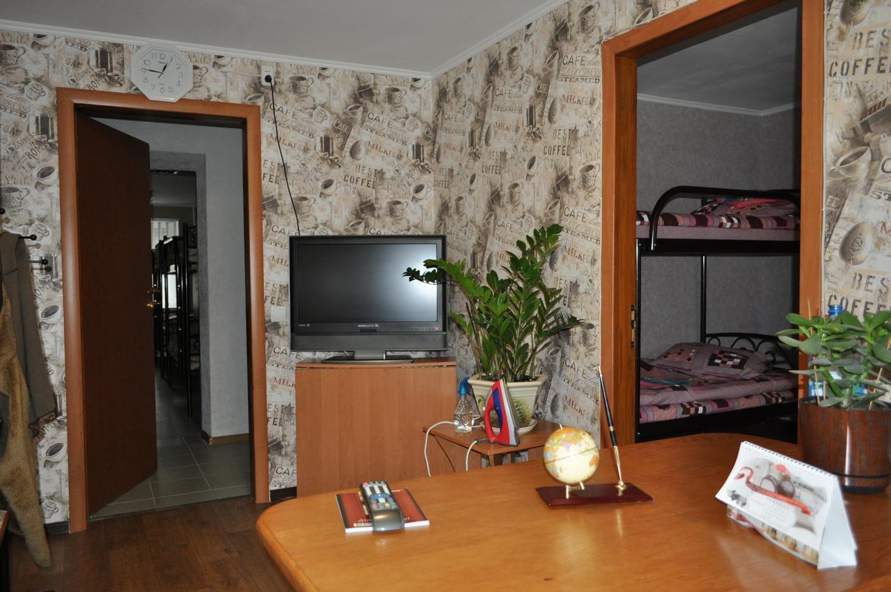 Hostel Bayit Κρεμεντσούγκ Εξωτερικό φωτογραφία